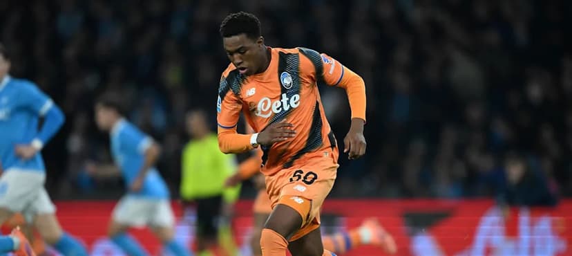 Man Utd Eyes Teenage Defensive Gem Honest Ahanor