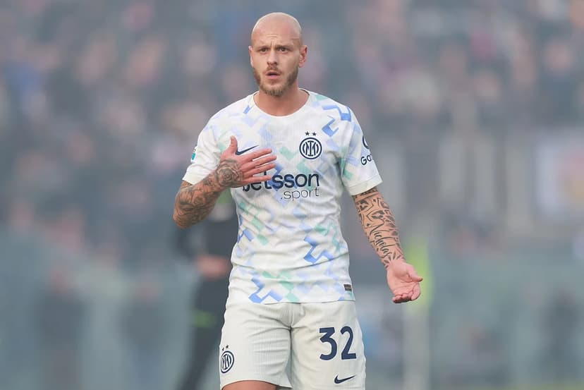 Man Utd Eyes Inter Milan's Dimarco as Top Target