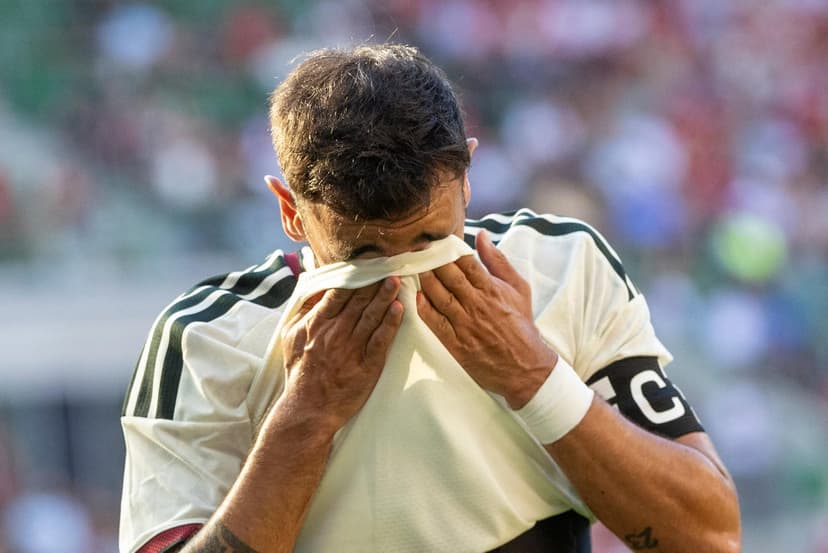 United's Friendly Fumbles: 4-2 Loss and Missed Penalties