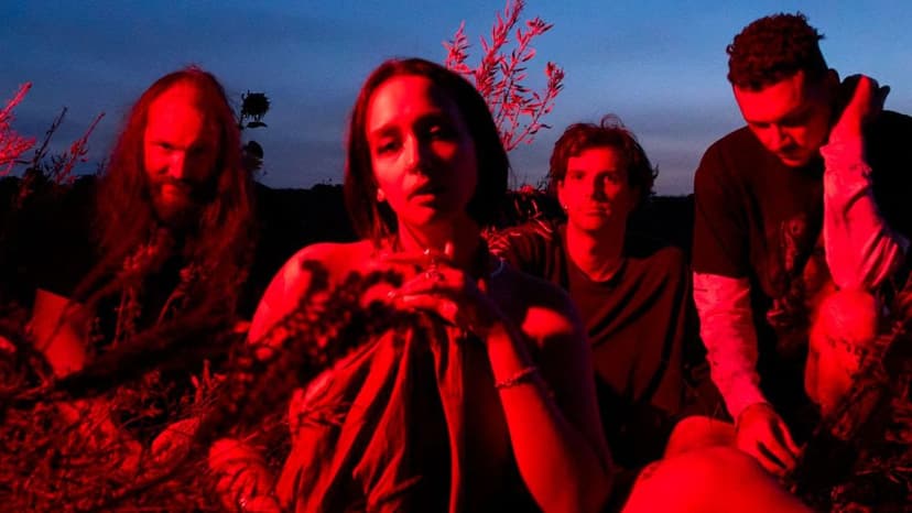 Mandy, Indiana Teams Up With billy woods for "Sicko!"