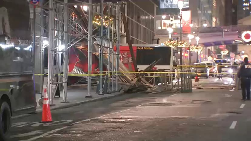 Manhattan Bus Smashes Into Scaffolding, One Injured