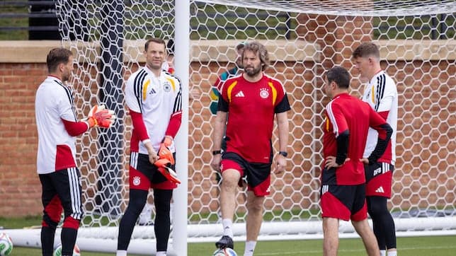 Neuer Returns: Germany's 40-Year-Old Goalie to Play in 2026 World Cup