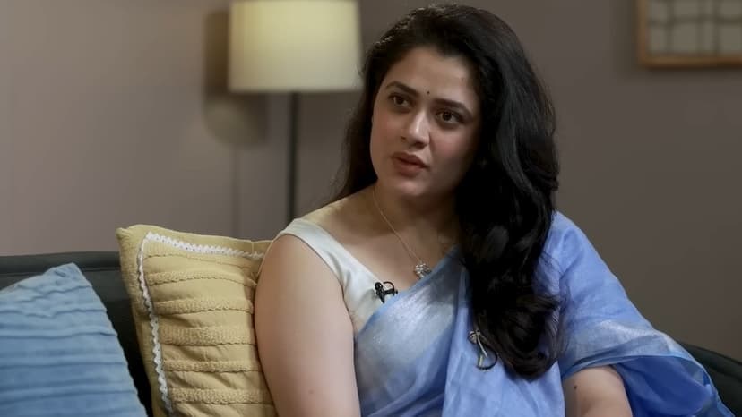 Marathi Actor Girija Oak Becomes Viral Sensation After Candid Interview