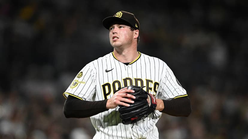 Mariners' Top Prospect Off-Limits for Padres Closer