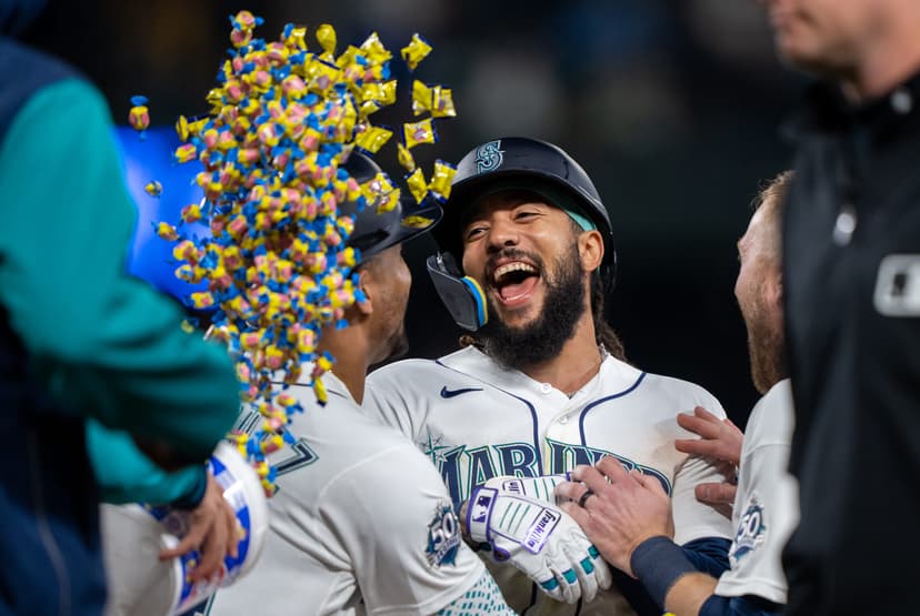 Mariners Surge: 8-7 Win Fuels Playoff Hopes
