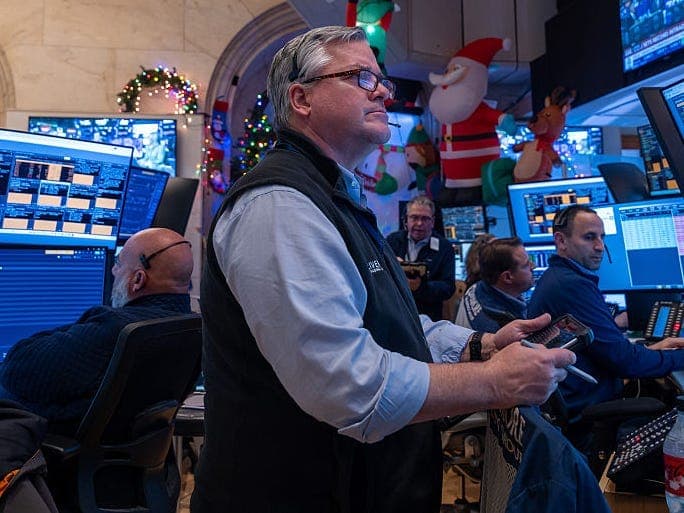 Market Shift: Tech Dominance Fades, Cyclicals Rise