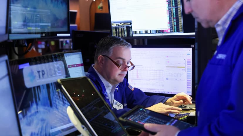 AI Bubble Fears Grip Markets as Stocks Dip