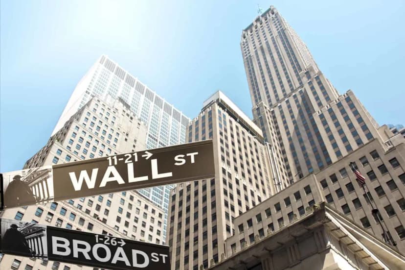Oil Surges, Stocks Sink on Geopolitical Fears