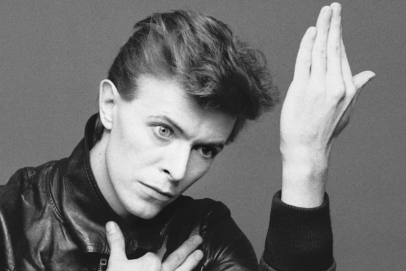 Iconic Bowie Photographer Wins Lifetime Achievement