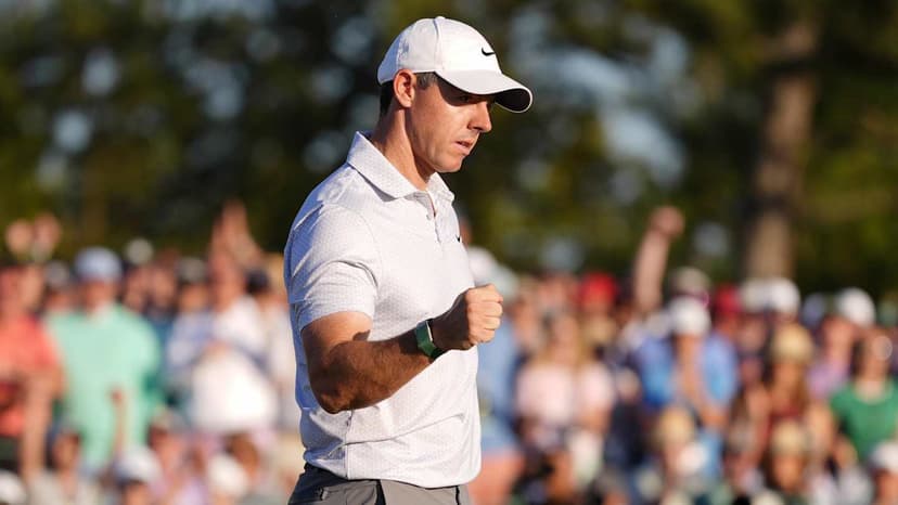 McIlroy Dominates Masters, Leads By Six Strokes