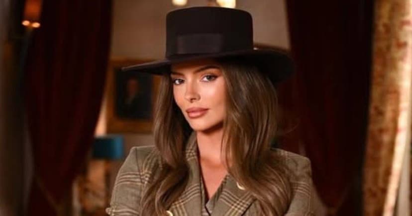 Maura Higgins' Secret Weapon for Flawless Reality TV Makeup