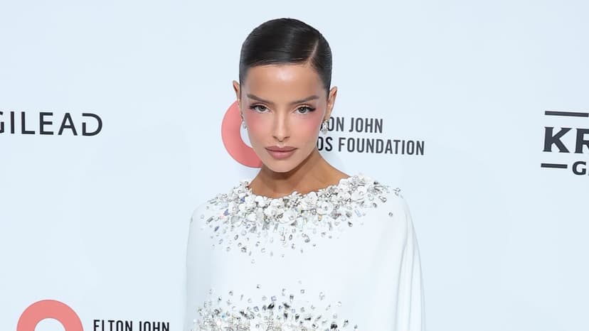 Maura Higgins Dazzles at Elton John's Oscars Party