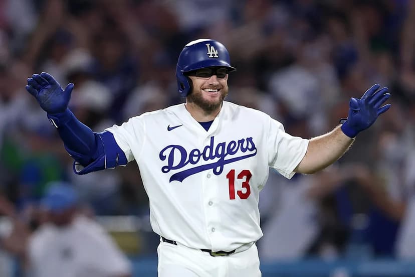 Muncy's Resurgence: From Doubt to Dodgers Dynasty