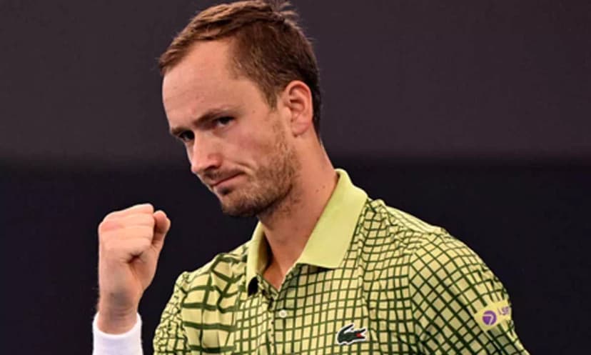 Medvedev Dominates Brisbane, Advances Swiftly