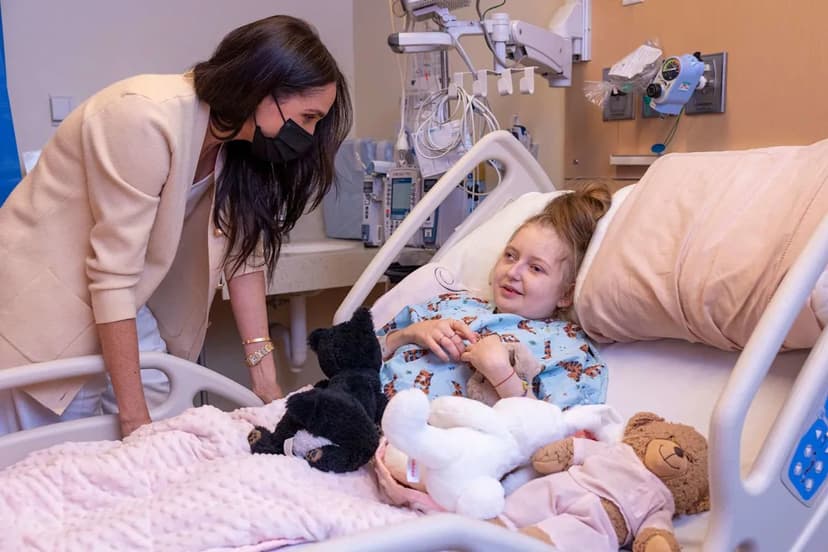 Meghan Markle's Surprise Hospital Visit: Painting with Kids