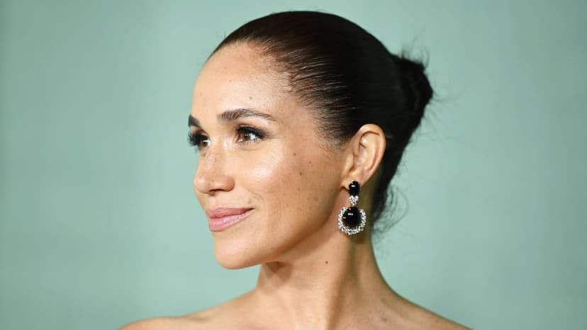 Meghan's Sparkly Birthday Tiara Moment Captured by Harry