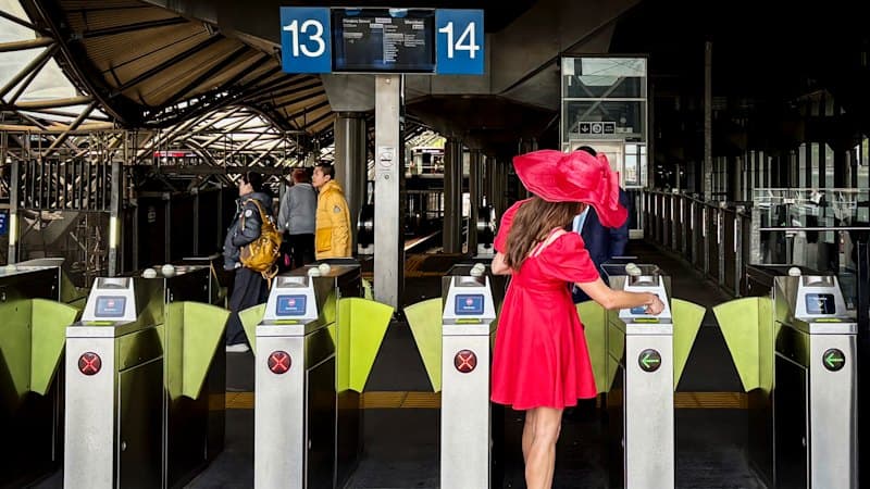 Melbourne Trains Trial Tap-to-Pay This March