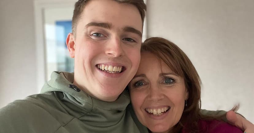 Mum's Plea: Vaccinate Teens Against Deadly Meningitis