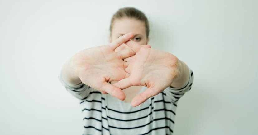 Shoulder Pain Linked to Menopause: Doctors Apologize