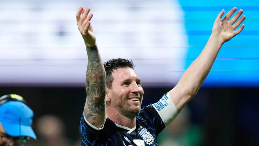 Messi Edges Closer to Golden Boot