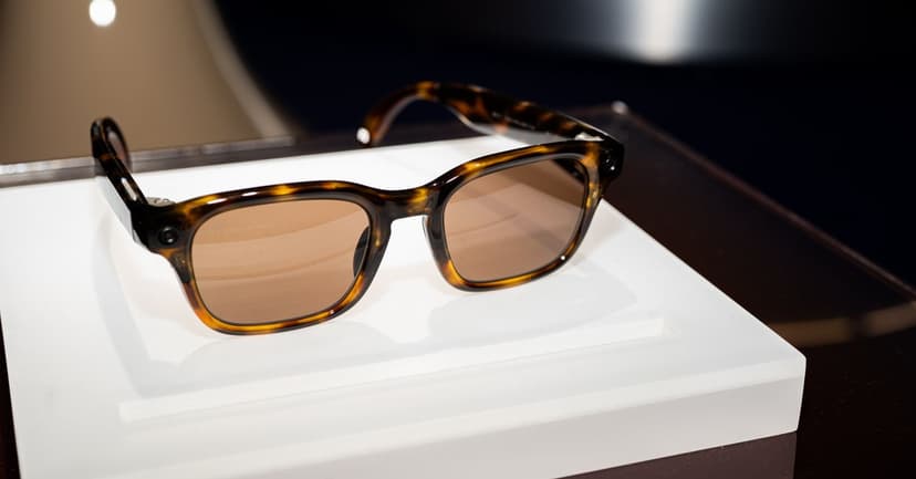 Meta's New AI Glasses: Unlock Features with Monthly Fees