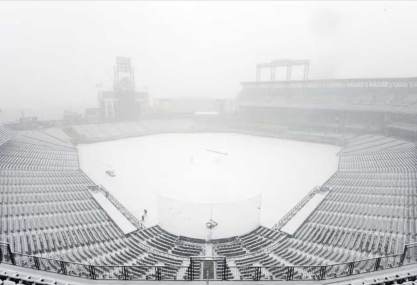 May Snow Halts Mets-Rockies Game in Denver