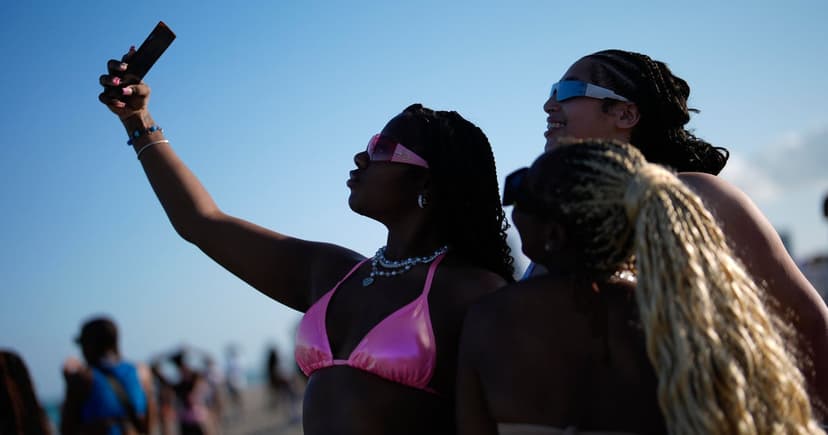 Miami Beach Declares 'No Spring Break' Policy