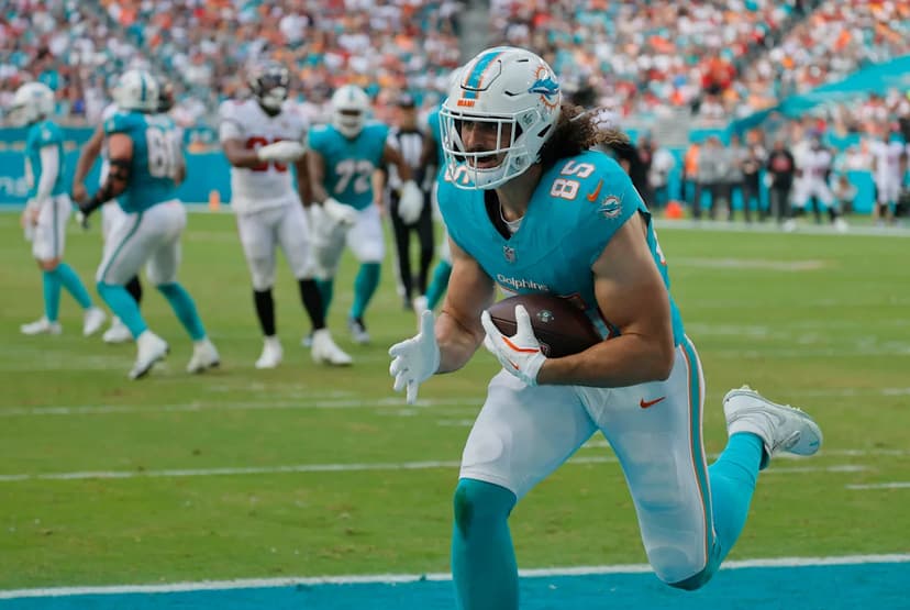 Dolphins Tight End Carousel: Who Will Catch Passes Next?