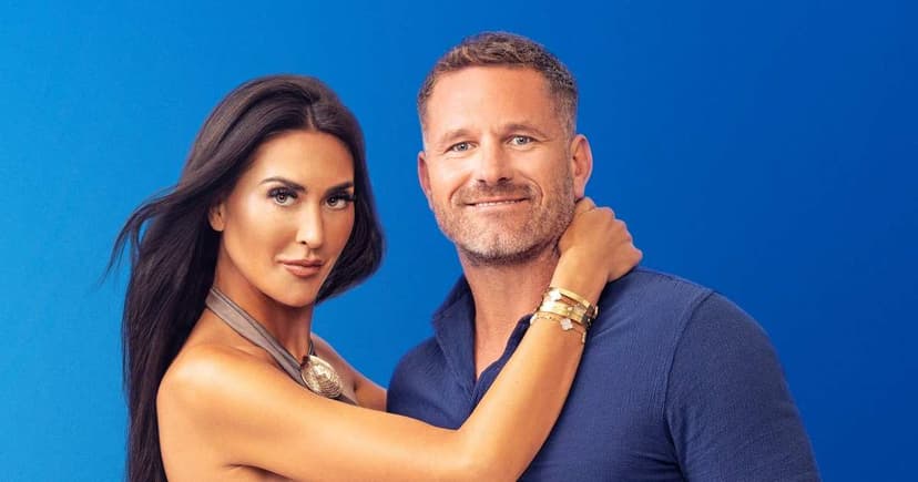 Miami Woman Flees to Australia for Love