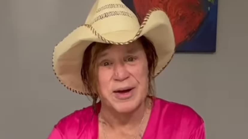 Rourke Slams Eviction Fundraiser as 'Humiliating'