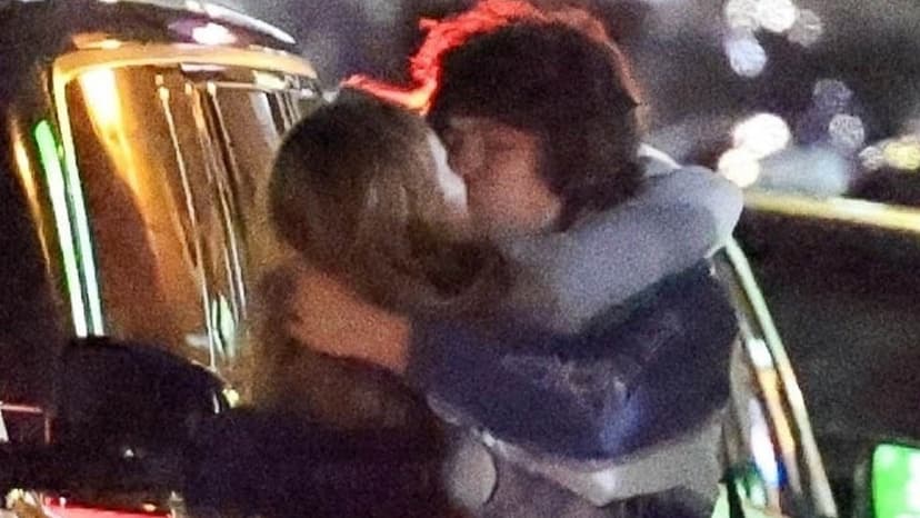 Miley & Maxx: Engagement PDA in LA!