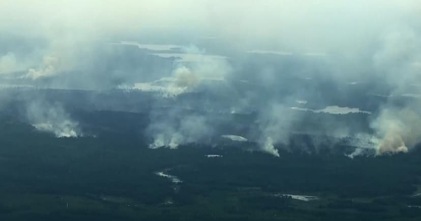 Wildfires Rage: Minnesota Residents Flee Burning Homes