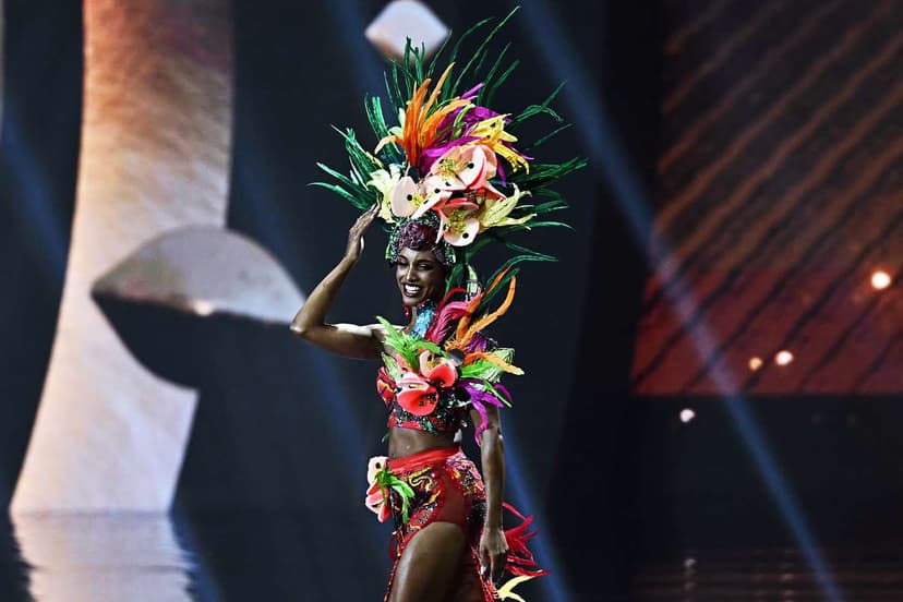 Gabrielle Henry Sues Miss Universe Over Stage Fall