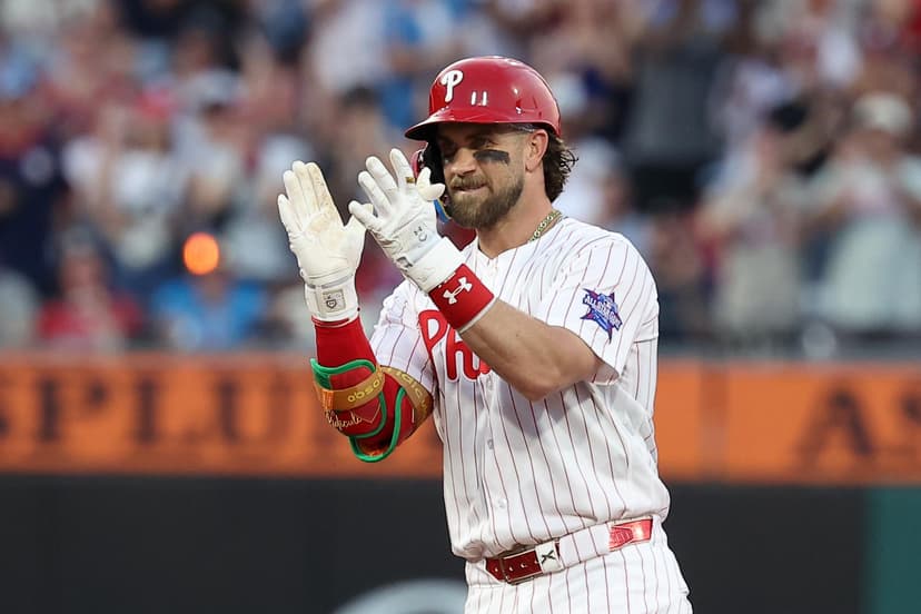 Phillies, Diamondbacks Battle for Last NL Wild Card Berth