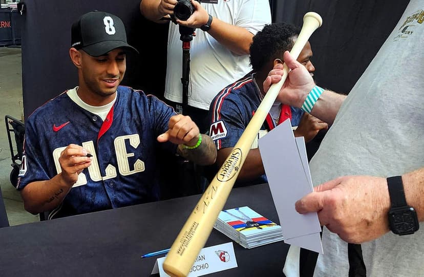 Baseball Stars Rally for Venezuelan Quake Relief