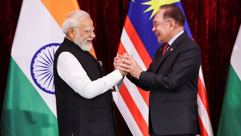 MGR Nostalgia Connects India's Modi and Malaysia's PM