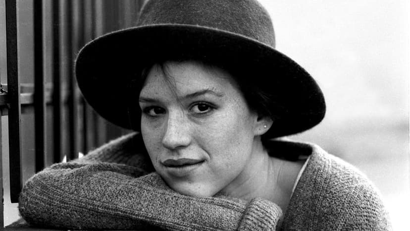 Molly Ringwald's daughter Mathilda follows in her acting footsteps