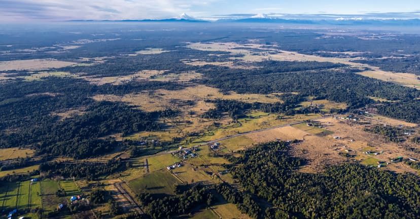 Ancient American Origins: Site Age Sparks Debate