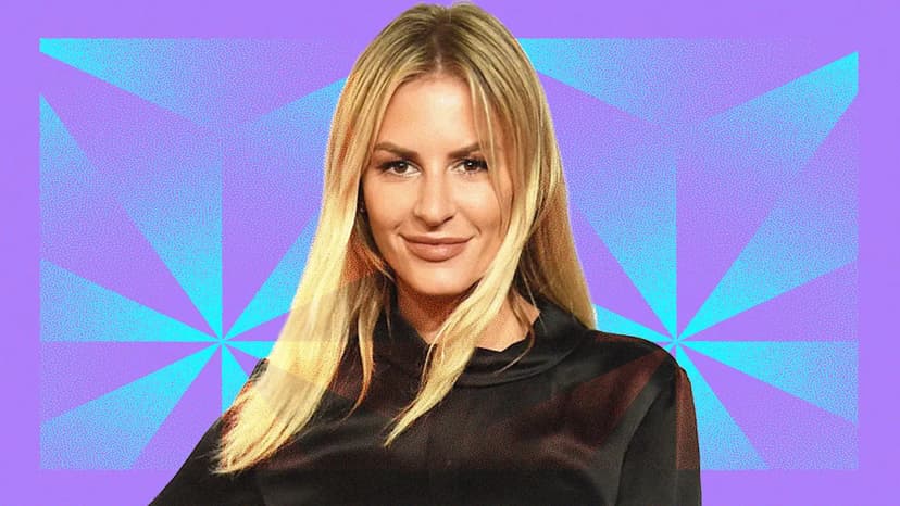 Morgan Stewart's New Podcast Bridges Real vs. Online Life