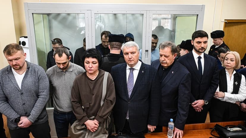 Moscow Cops Jailed for $200M Extortion Scheme