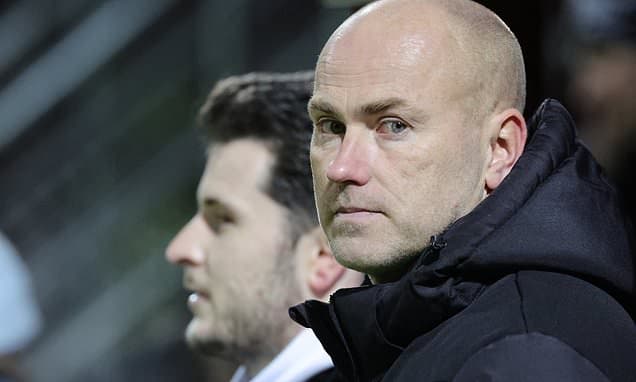 Motherwell's Title Dreams: Manager Urges Short-Term Focus