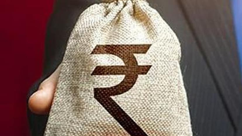 Motilal Oswal Closes Largest PE Fund at ₹8,500 Cr