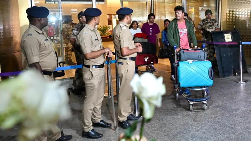 Mumbai Airport Soars: 55.5M Passengers in 2025