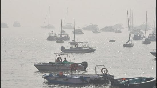 Mumbai Chokes: AQI Hits Unhealthy Levels Amid Smog
