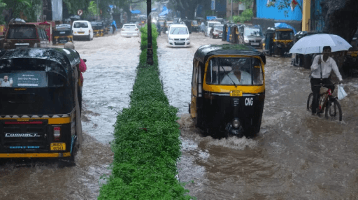 Mumbai Drenched: Red Alert Triggers City Holiday