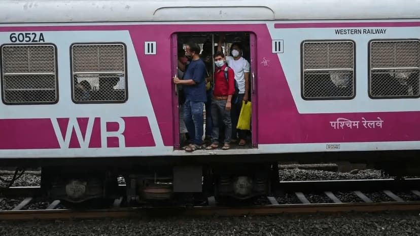 Mumbai Locals Face Major Rail Chaos