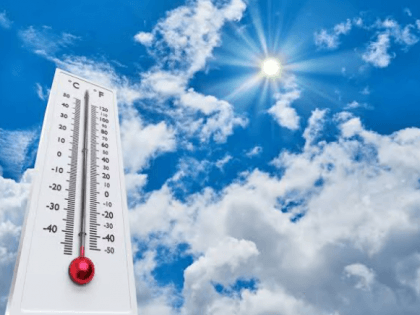 Mumbai Braces for Showers Amidst Humid Heat