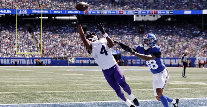 Myles Price's One-Handed TD Stuns Giants