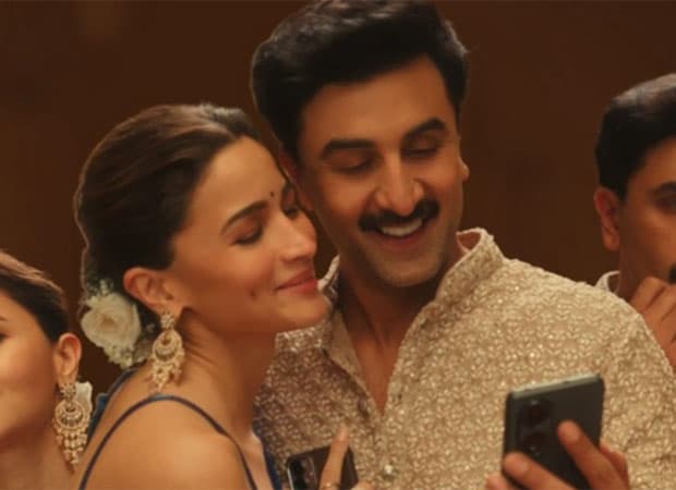 Alia & Ranbir Spark Shopping Frenzy for Myntra's Big Fashion Fest