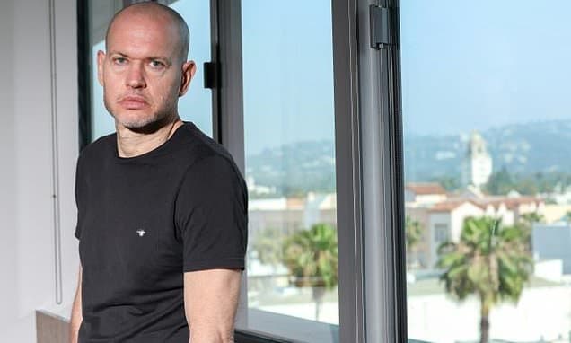 Filmmaker Lapid's 'Yes' Shakes Souls Amidst Chaos